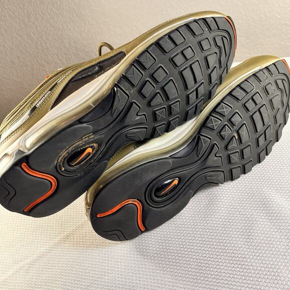 Size 11, Nike Undefeated x Air Max‎ 97 Militia Green